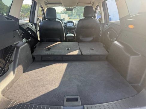 Used 2019 Ford Escape SEL AWD/4WD image 28