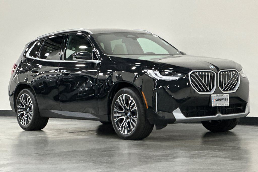 Used 2026 BMW X3 xDrive30i w/ Convenience Package AWD/4WD image 2