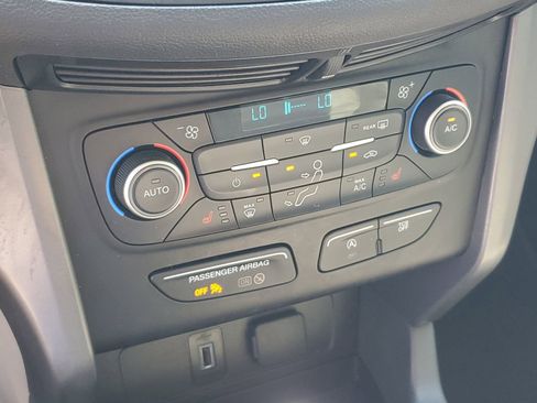 Used 2018 Ford Escape SEL image 24