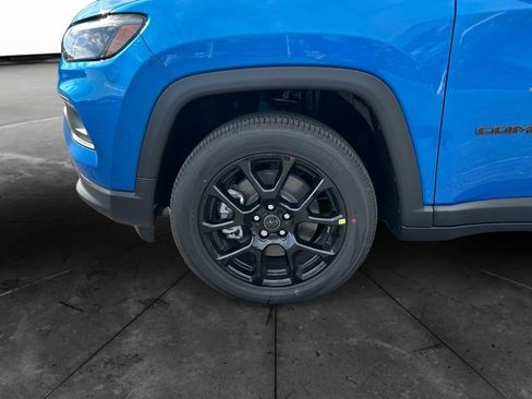 New 2026 Jeep Compass Latitude image 8