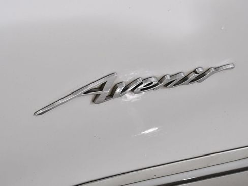 Used 2019 Buick Enclave Avenir AWD/4WD image 23