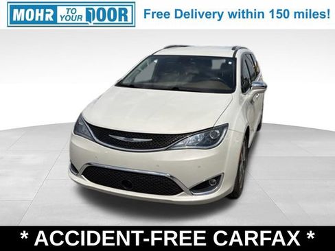 Used 2019 Chrysler Pacifica Limited w/ Advanced Safetytec Group FWD image 1