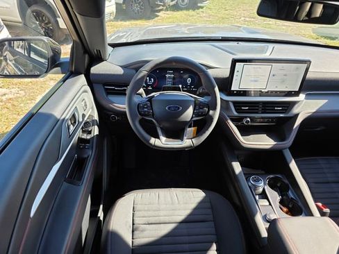 New 2026 Ford Explorer ST-Line w/ ST-Line Street Pack image 14