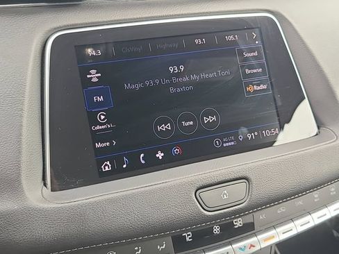 Used 2023 Cadillac XT4 Premium Luxury FWD image 32