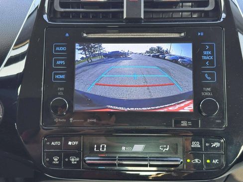 Used 2018 Toyota Prius Three FWD image 34