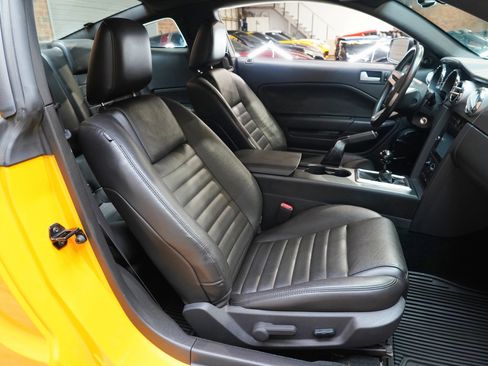 Used 2008 Ford Mustang GT Premium RWD image 48