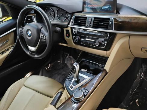 Used 2017 BMW 330e image 10