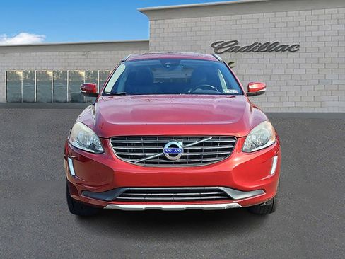 Used 2016 Volvo XC60 T5 Premier image 2
