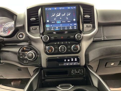 Used 2022 RAM 1500 Big Horn AWD/4WD image 25