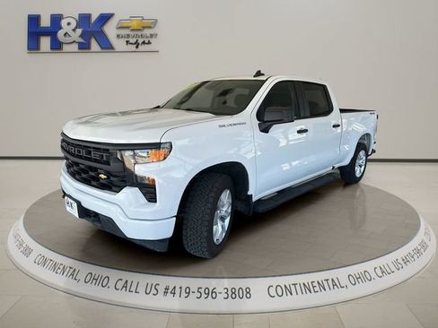 Used 2022 Chevrolet Silverado 1500 Custom AWD/4WD image 3