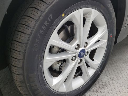 Used 2018 Ford Escape SE w/ SE Sync 3 Package image 31
