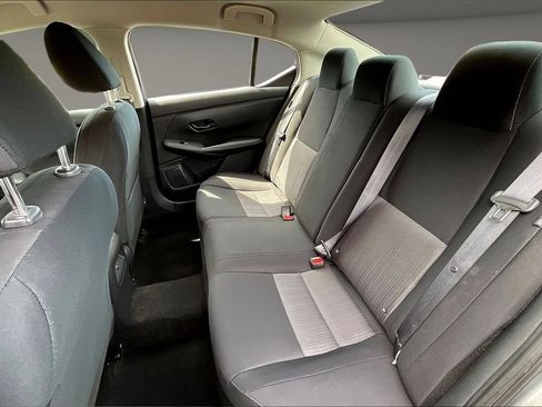 Used 2024 Nissan Sentra SV FWD image 25