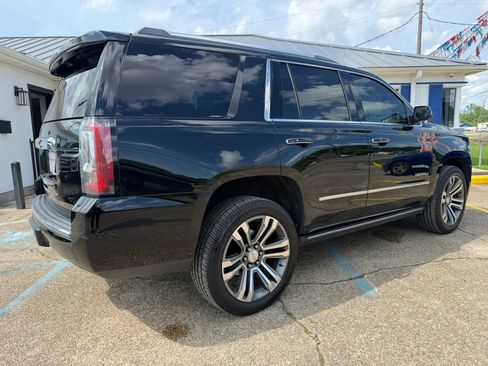 Used 2020 GMC Yukon Denali w/ Denali Ultimate Package RWD image 4
