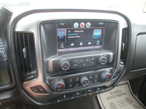 Used 2015 Chevrolet Silverado 1500 LT w/ Midnight Edition image 28