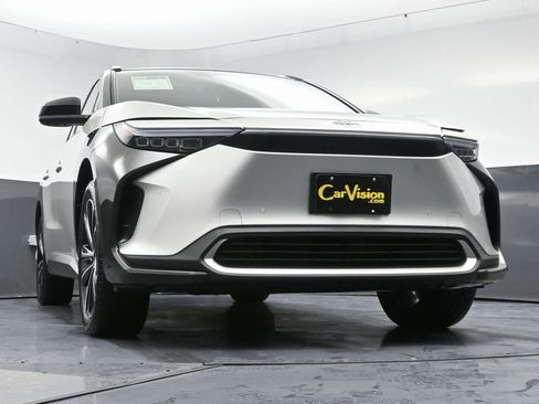 Used 2023 Toyota bZ4X Limited image 48