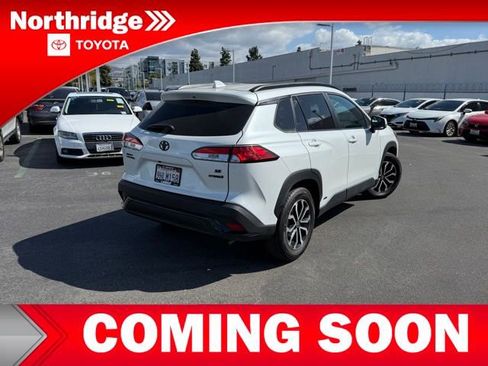 Used 2023 Toyota Corolla Cross AWD Hybrid image 4