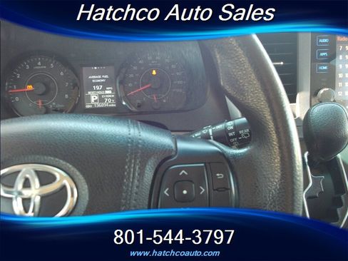 Used 2016 Toyota Sienna LE FWD image 16
