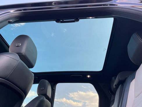 Used 2020 Land Rover Discovery Sport S R-Dynamic image 34