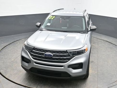Used 2022 Ford Explorer XLT image 20