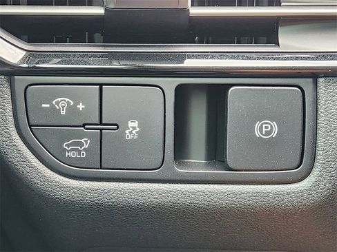 New 2026 Kia Sportage EX w/ EX Panorama Roof Package image 16