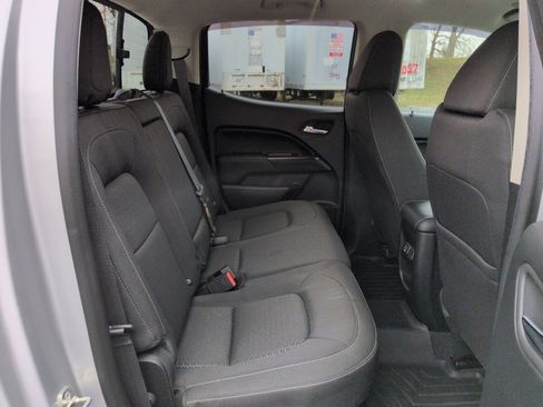 Used 2020 GMC Canyon SLE w/ SLE Convenience Package image 25