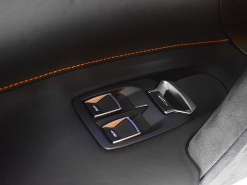 New 2026 McLaren 750S image 39