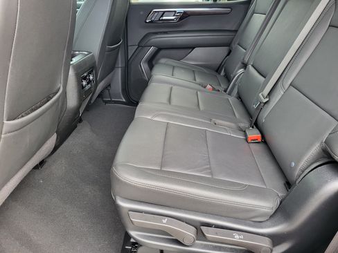 Certified 2025 Chevrolet Tahoe Z71 image 15