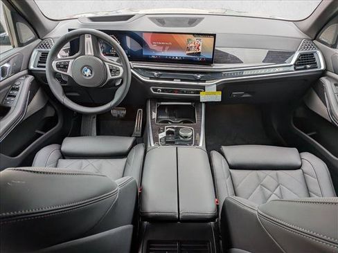 New 2026 BMW X5 xDrive40i w/ M Sport Package image 17