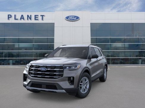 New 2026 Ford Explorer Active w/ Active Comfort Package image 2