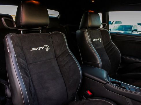 Used 2022 Dodge Challenger SRT Hellcat w/ Plus Package image 31