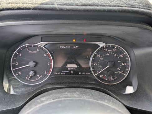 Used 2024 Nissan Rogue SV FWD image 8