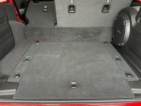 Used 2023 Jeep Wrangler Unlimited Sahara w/ Cold Weather Group image 17