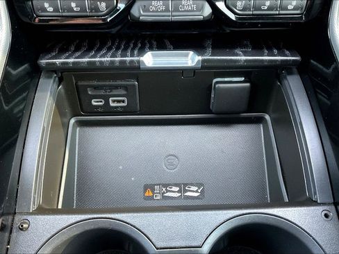 Used 2021 GMC Yukon XL Denali w/ Denali Ultimate Package image 26