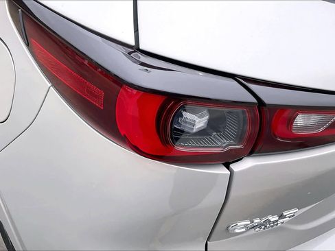 Used 2025 MAZDA CX-5 AWD 2.5 S w/ Preferred Package image 28