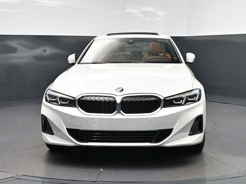 Certified 2025 BMW 330i Sedan RWD image 10