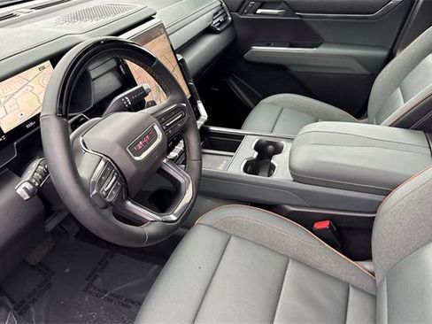 Used 2024 GMC Acadia AT4 w/ Super Cruise Package image 10