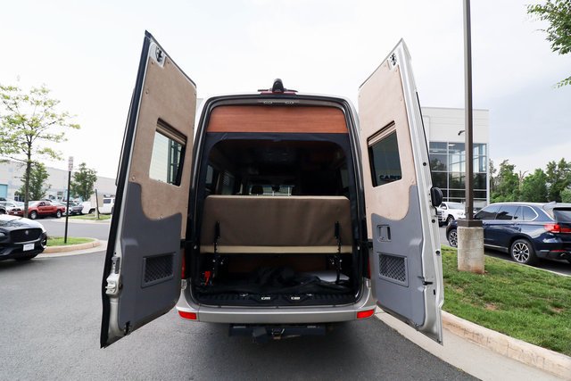 Used 2014 Mercedes-Benz Sprinter 3500 image 31