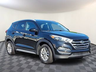 Used 2017 Hyundai Tucson SE AWD/4WD video 1