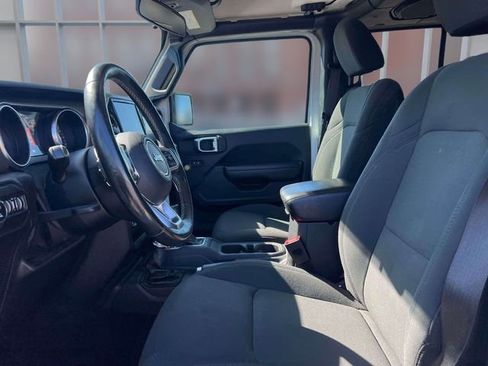 Used 2020 Jeep Gladiator Sport w/ Quick Order Package 24S AWD/4WD image 16