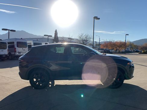 Used 2024 Dodge Hornet GT image 6