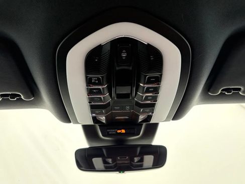 Used 2023 Porsche Macan GTS AWD/4WD image 46