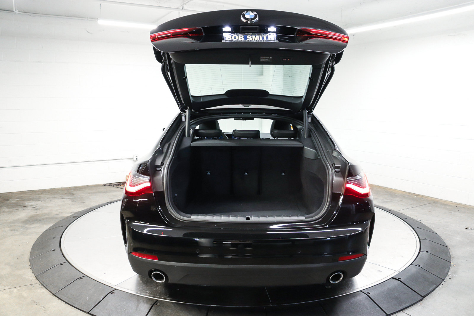Used 2026 BMW 430i w/ Premium Package RWD image 26