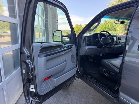 Used 2006 Ford F350 XLT AWD/4WD image 18