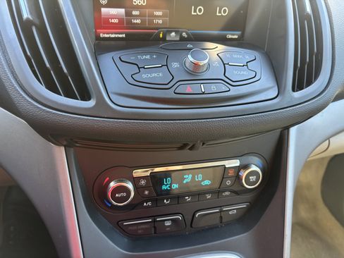 Used 2014 Ford Escape SE w/ Equipment Group 201A AWD/4WD image 20