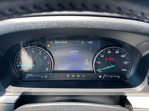 Used 2023 Ford Explorer XLT w/ Equipment Group 202A AWD/4WD image 13