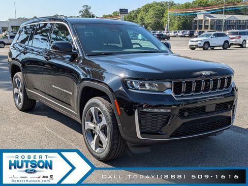 New 2026 Jeep Grand Cherokee L Limited RWD image 4