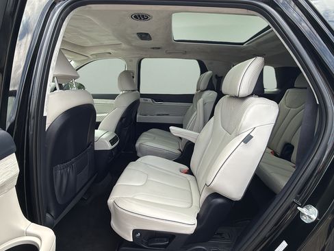 Used 2025 Hyundai Palisade Calligraphy AWD/4WD image 15