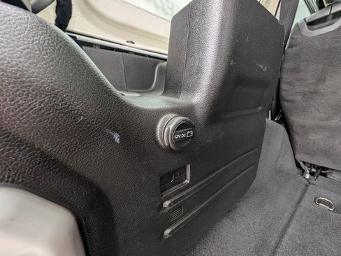 Used 2023 Jeep Wrangler Sahara image 39