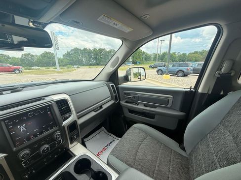 Used 2019 RAM 1500 Warlock AWD/4WD image 27