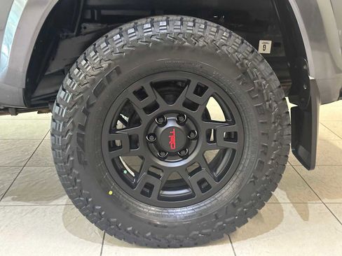 Certified 2021 Toyota Tacoma Limited w/ Nightshade Package AWD/4WD image 8